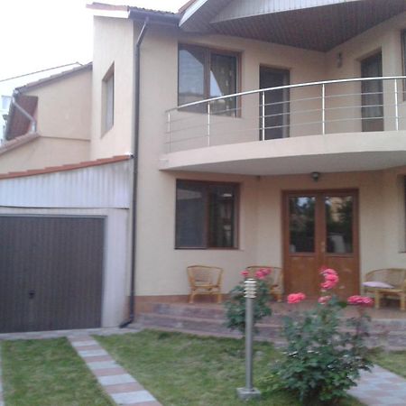 Studio Julius Constanţa Exterior foto